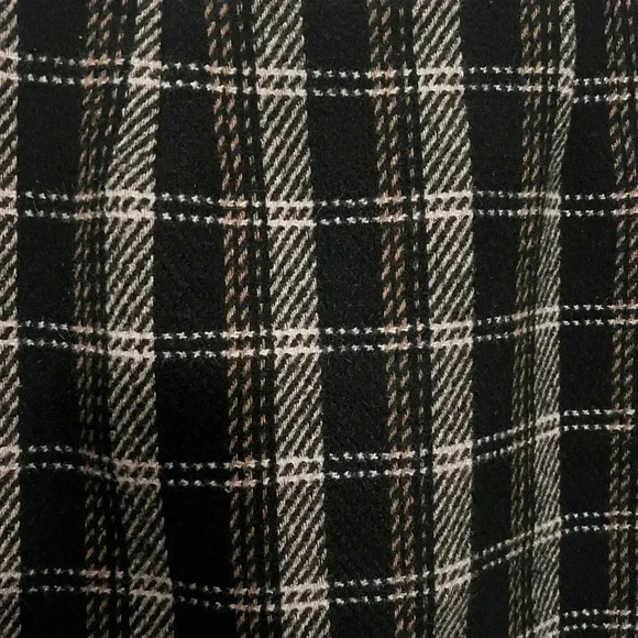 Sage brand plaid skirt - Picture 3 of 4